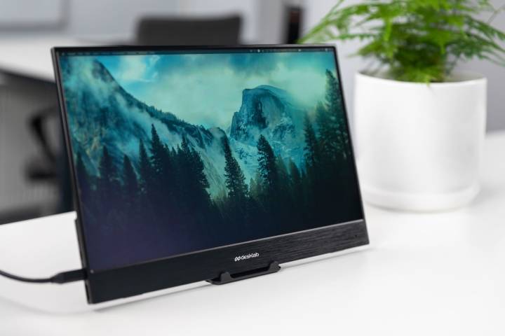 DLab Monitor – Best Portable Monitor in the Market?