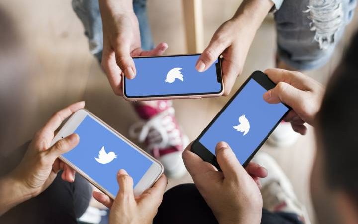 Twitter Is Testing A New Shopping Section For Brands