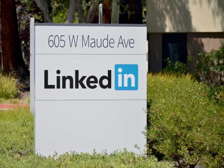 How Financial Services Firms Can Generate High-Quality Leads Using LinkedIn Ads