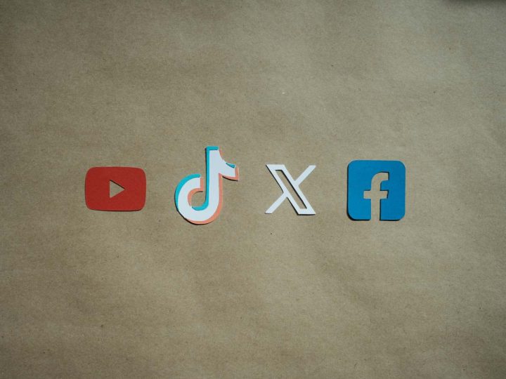 How Digital Platforms Are Transforming Online Services