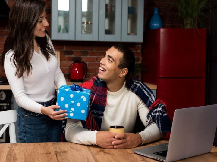 The Art of Deep Connection Through Intentional Giving