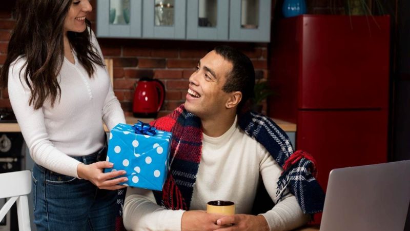 The Art of Deep Connection Through Intentional Giving