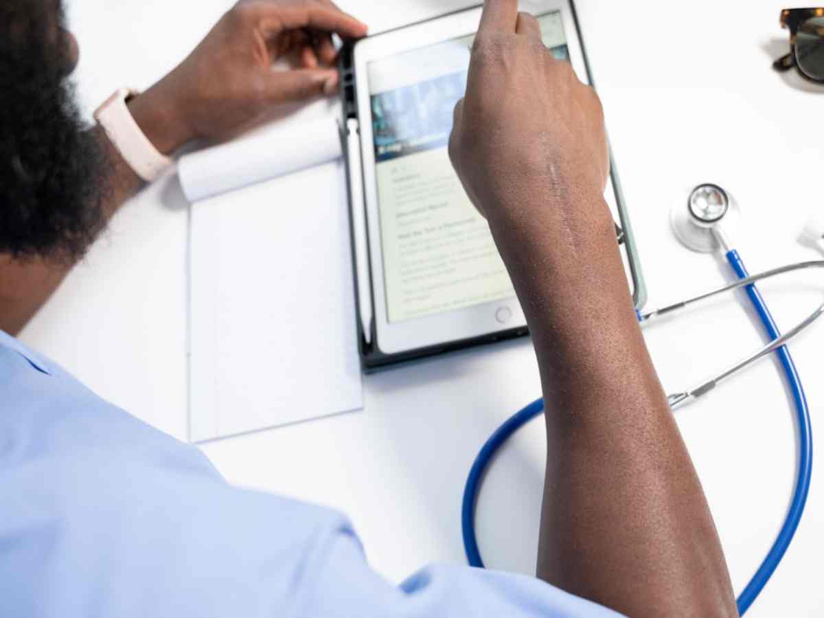 The Importance of HIPAA-Compliant Fax for Healthcare Providers