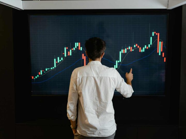 Mastering the Market: A Beginner’s Guide to Pairs Trading Strategy
