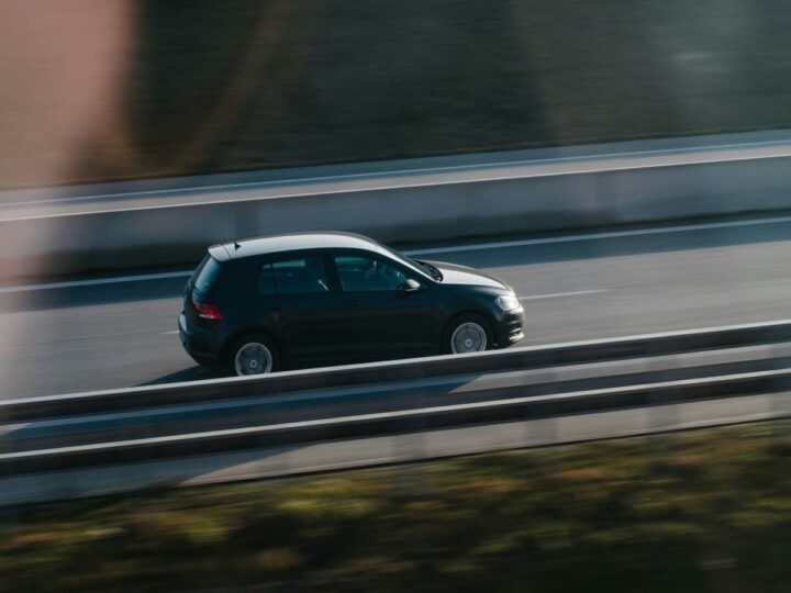 Do the Driving Modes in Cadillac Lyriq Offer Different Ranges or Battery Usages? A Clear and Honest Guide